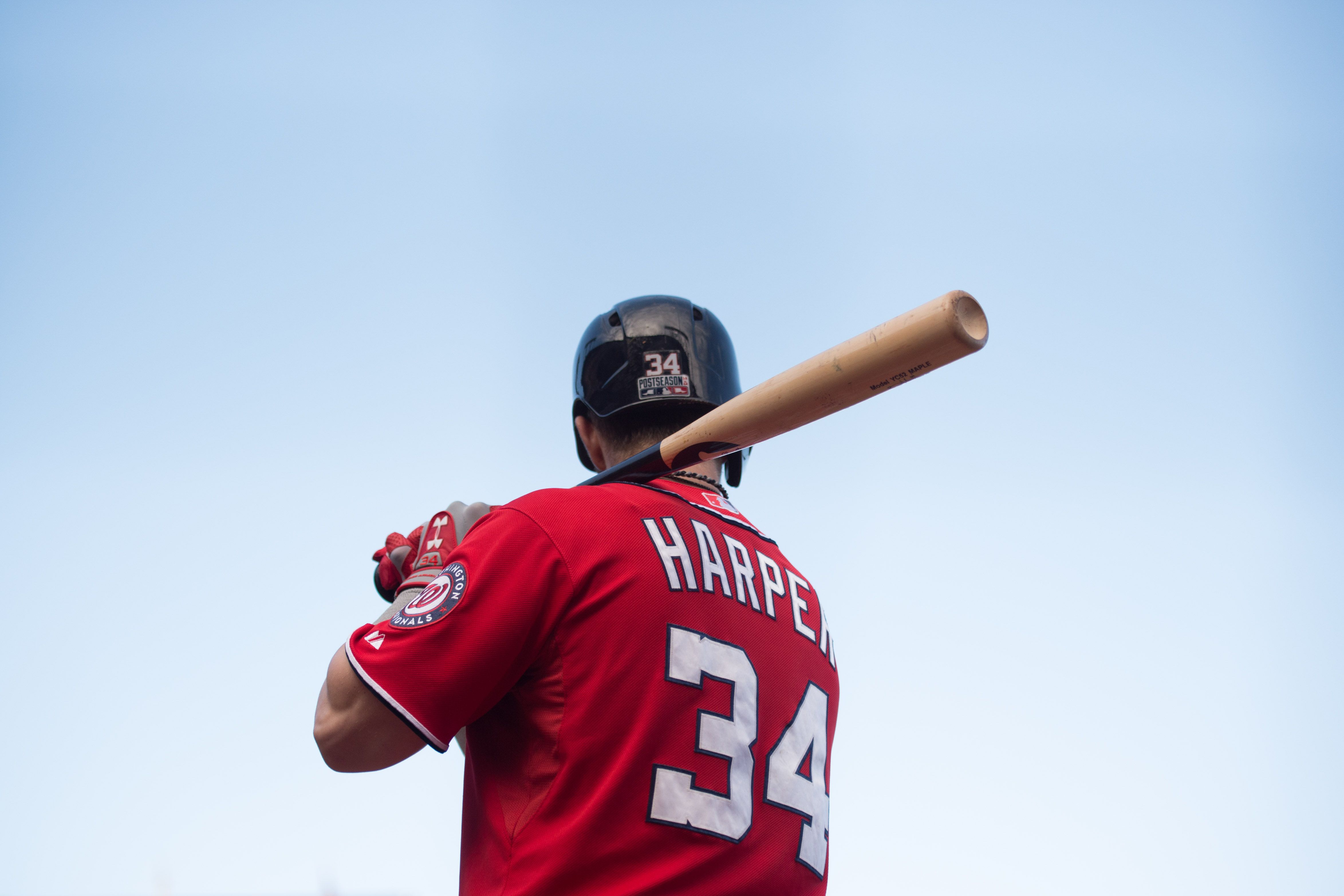 Bryce Harper drove a golf ball 340 yards Happy Gilmore style