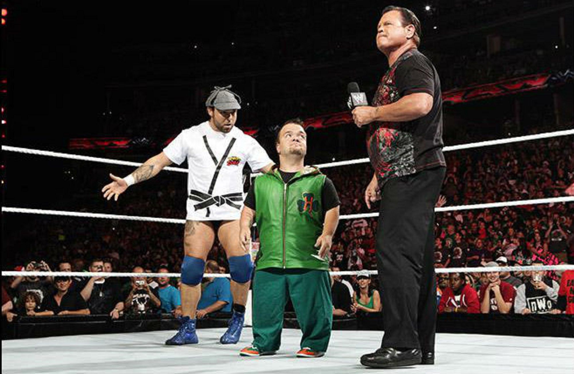 Hornswoggle is revealed as the anonymous RAW GM