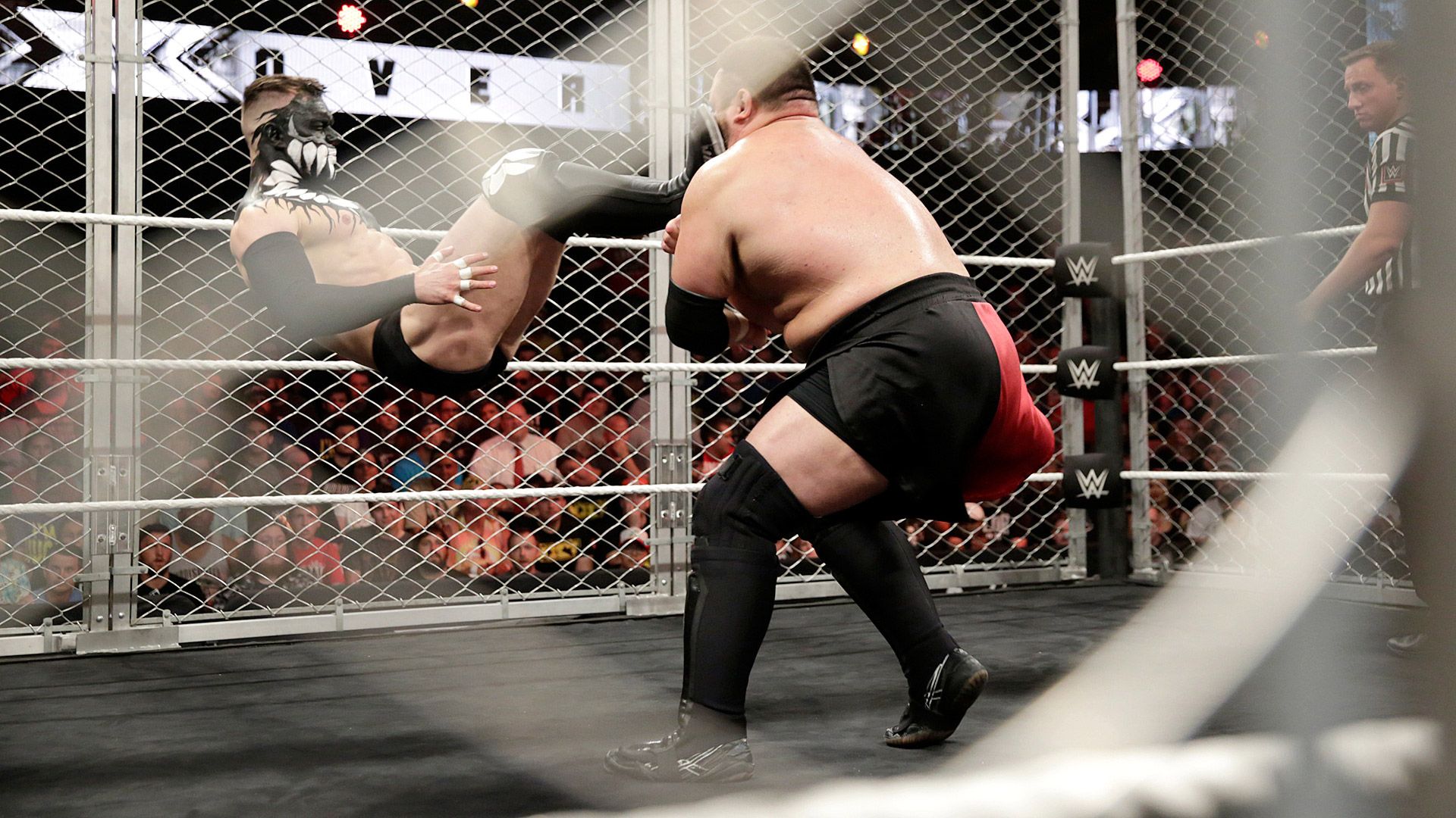 Finn Balor vs. Samoa Joe (NXT TakeOver: The End)