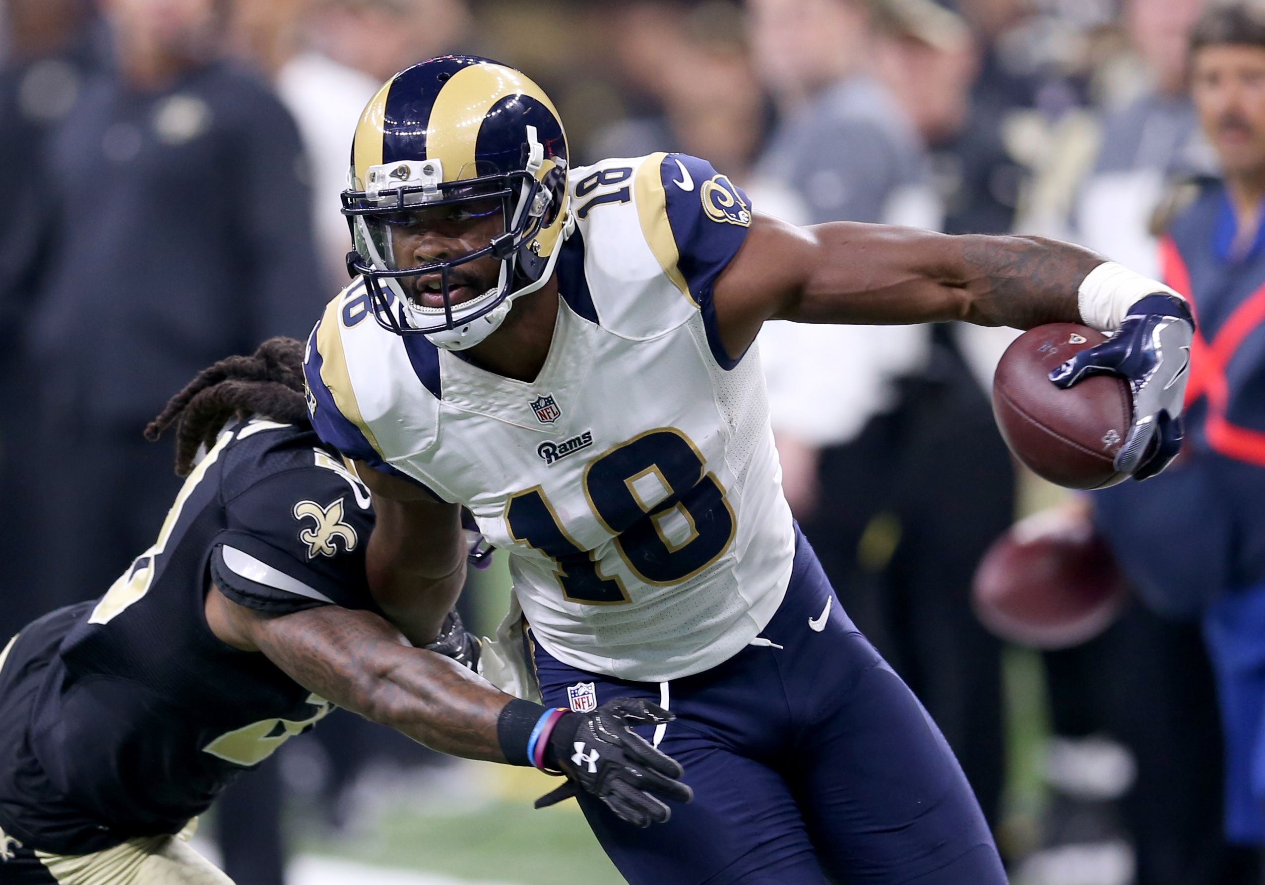 10 NFL Receivers You Had 1,000 Yards In A Season