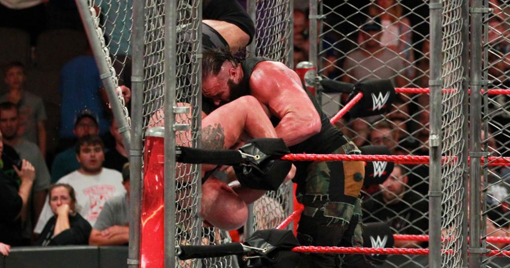 Braun Strowman vs Big Show in a cage match.