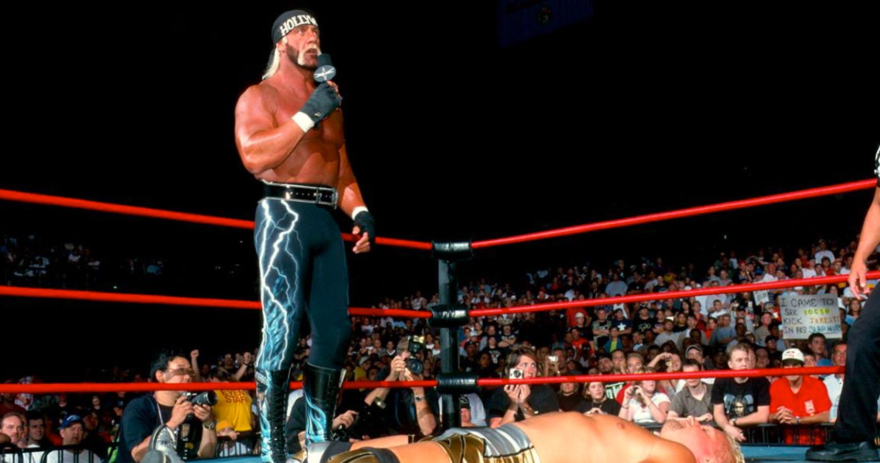 Hulk Hogan Bash At The Beach 2000