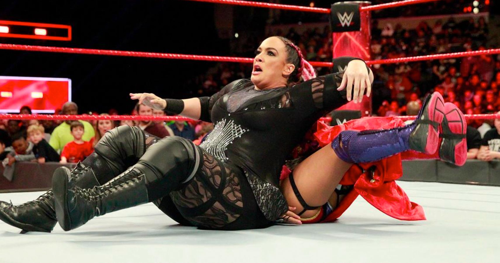 Becky Lynch & Nia Jax Spar On Twitter Over Injury, When Rousey