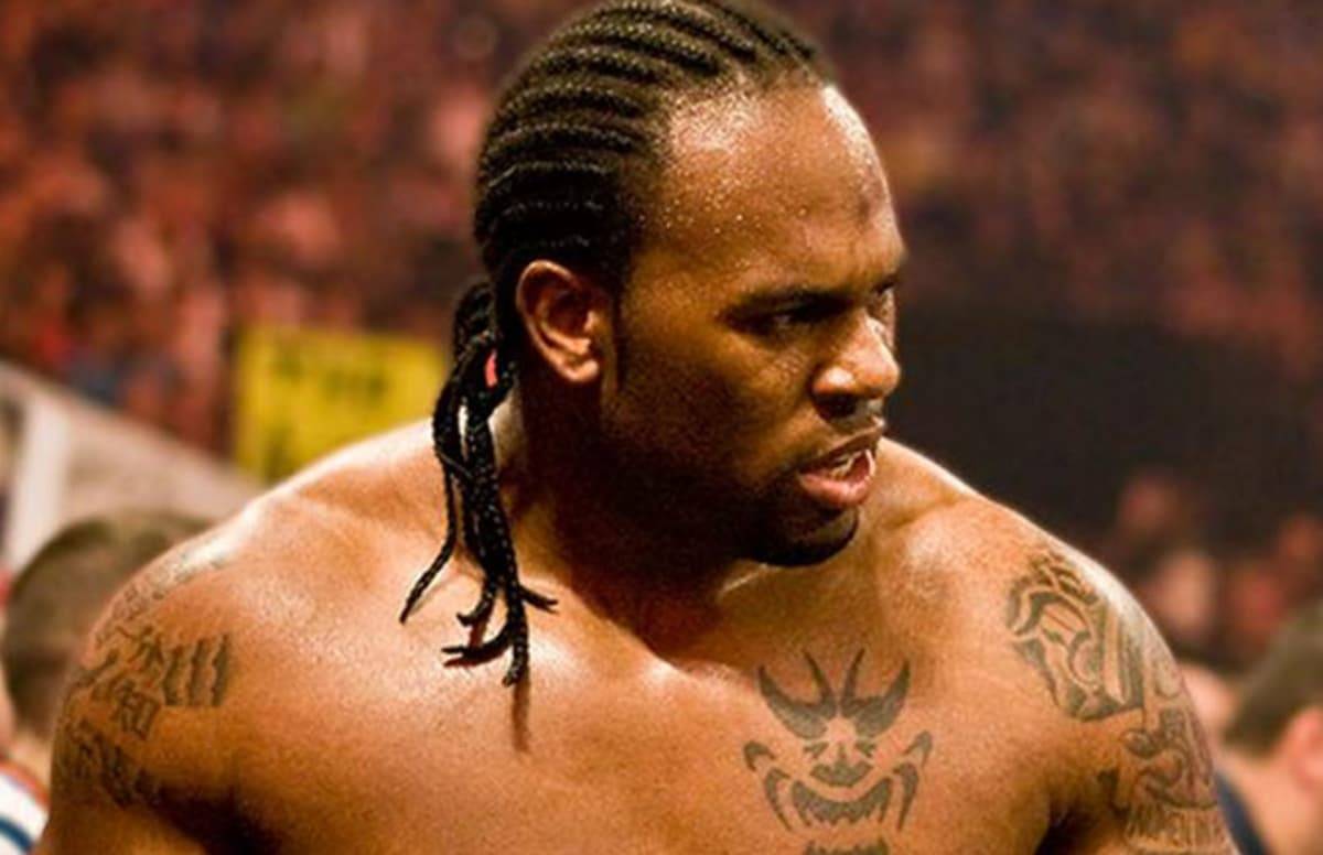 15 Professional Wrestlers Who Passed Away In