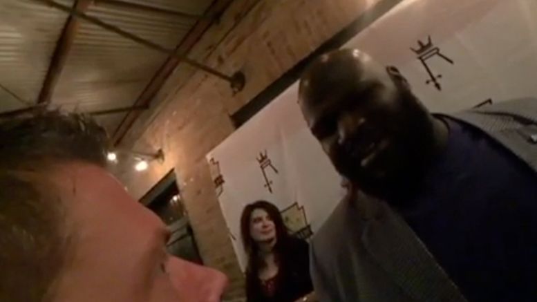 mark henry impact wrestling twitch stream video cameo