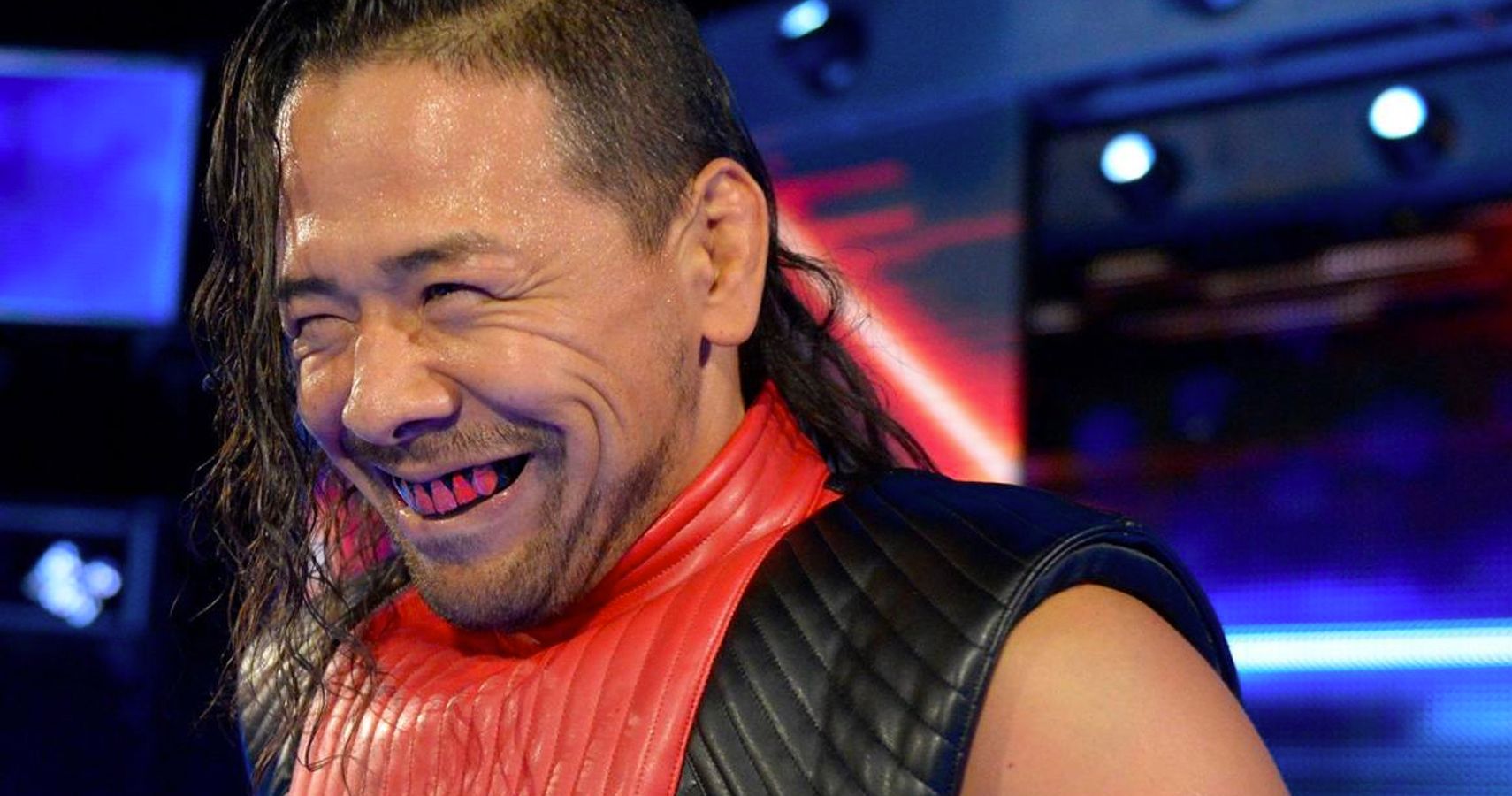 Shinsuke-Nakamura-After-SmackDown-Live-Attack.jpg