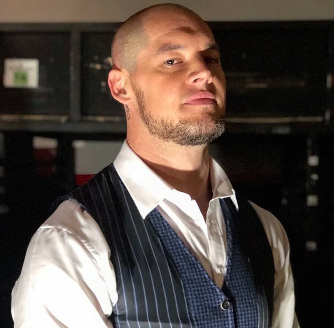 constable corbin wwe raw photoshops outfits