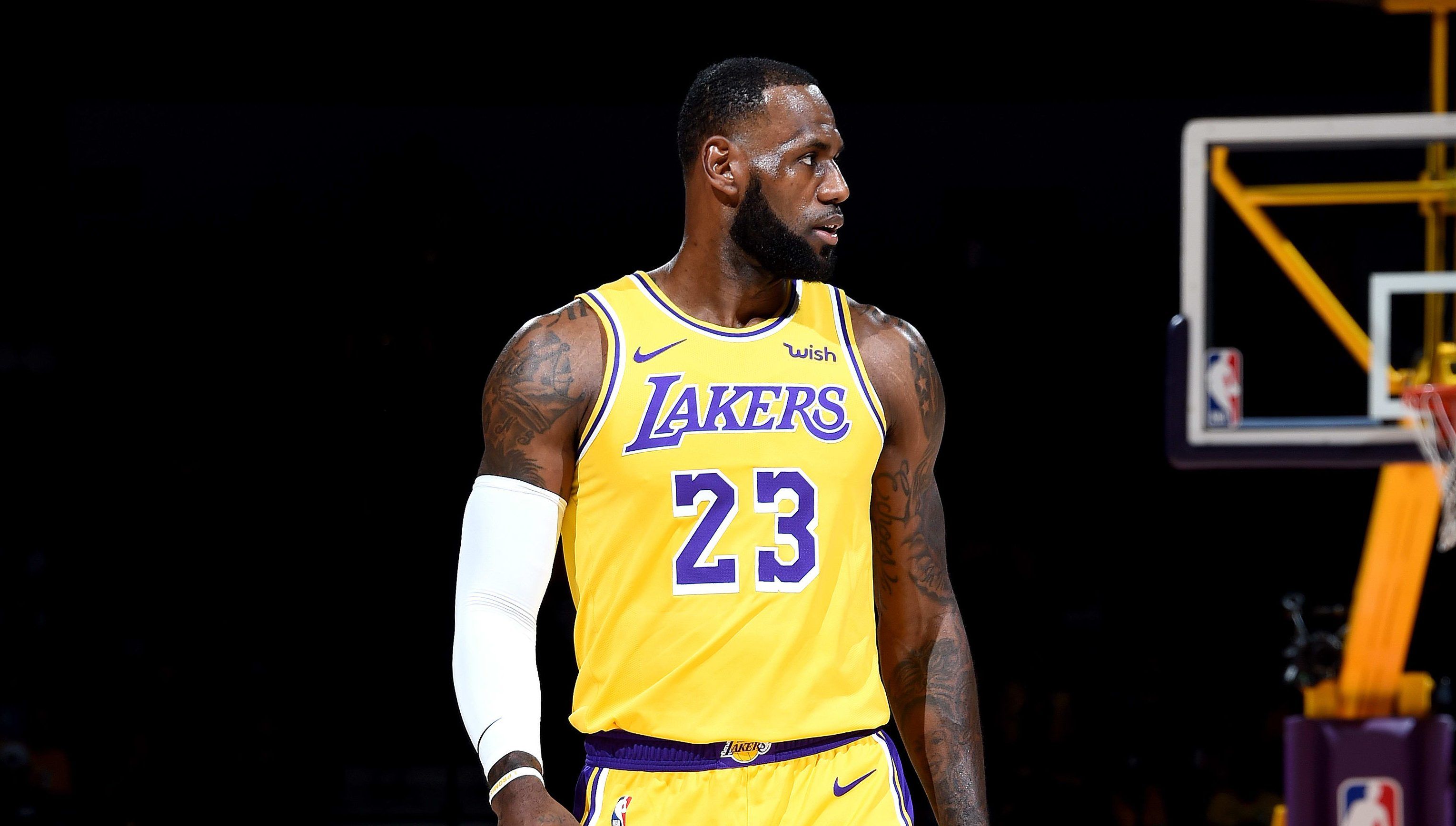 LeBron James To Be Kept At ‘Reasonable’ Minutes On Lakers