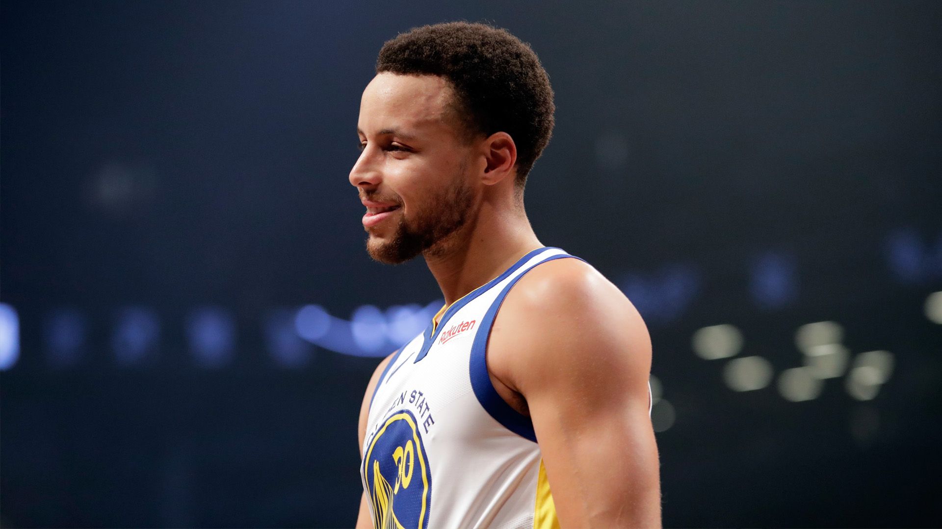 Steph Curry Tweets After Involvement In Car Crash