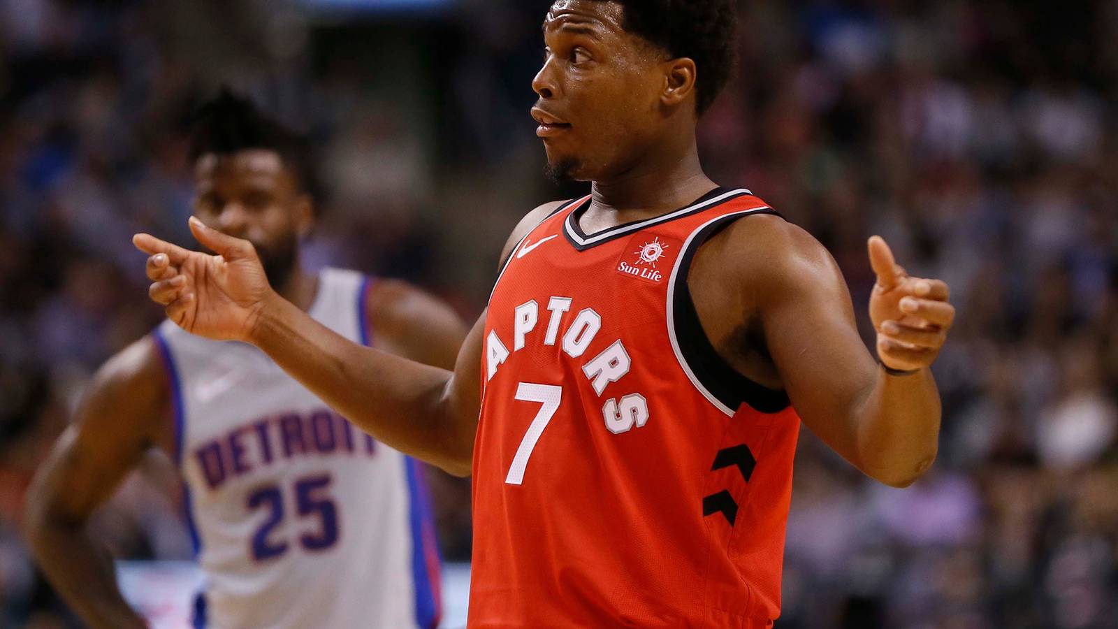 Kyle Lowry Roasts Raptors For Poor Communication