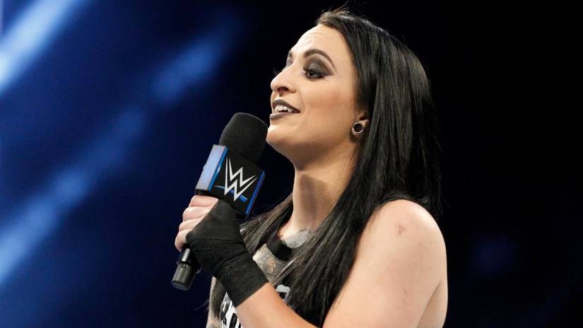 20 Interesting Things About The Women Of WWE's Evolution