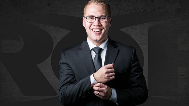Ian Riccaboni Signs New Multi-Year Agreement with Ring of Honor