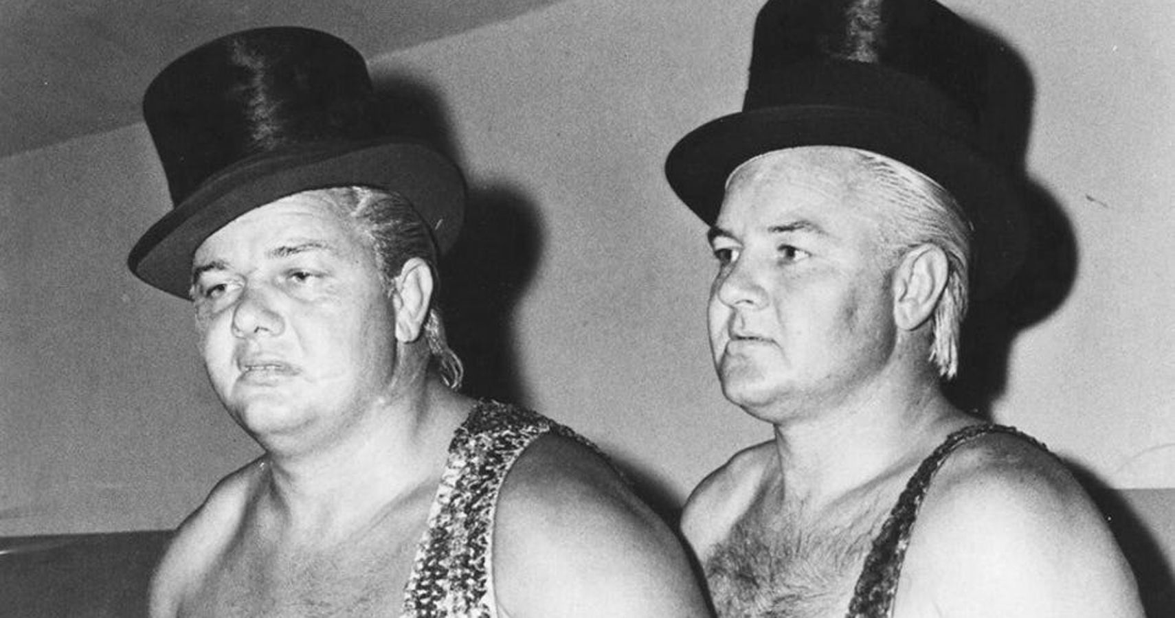 10 Wrestling Brothers Who Are Surprisingly Not Related