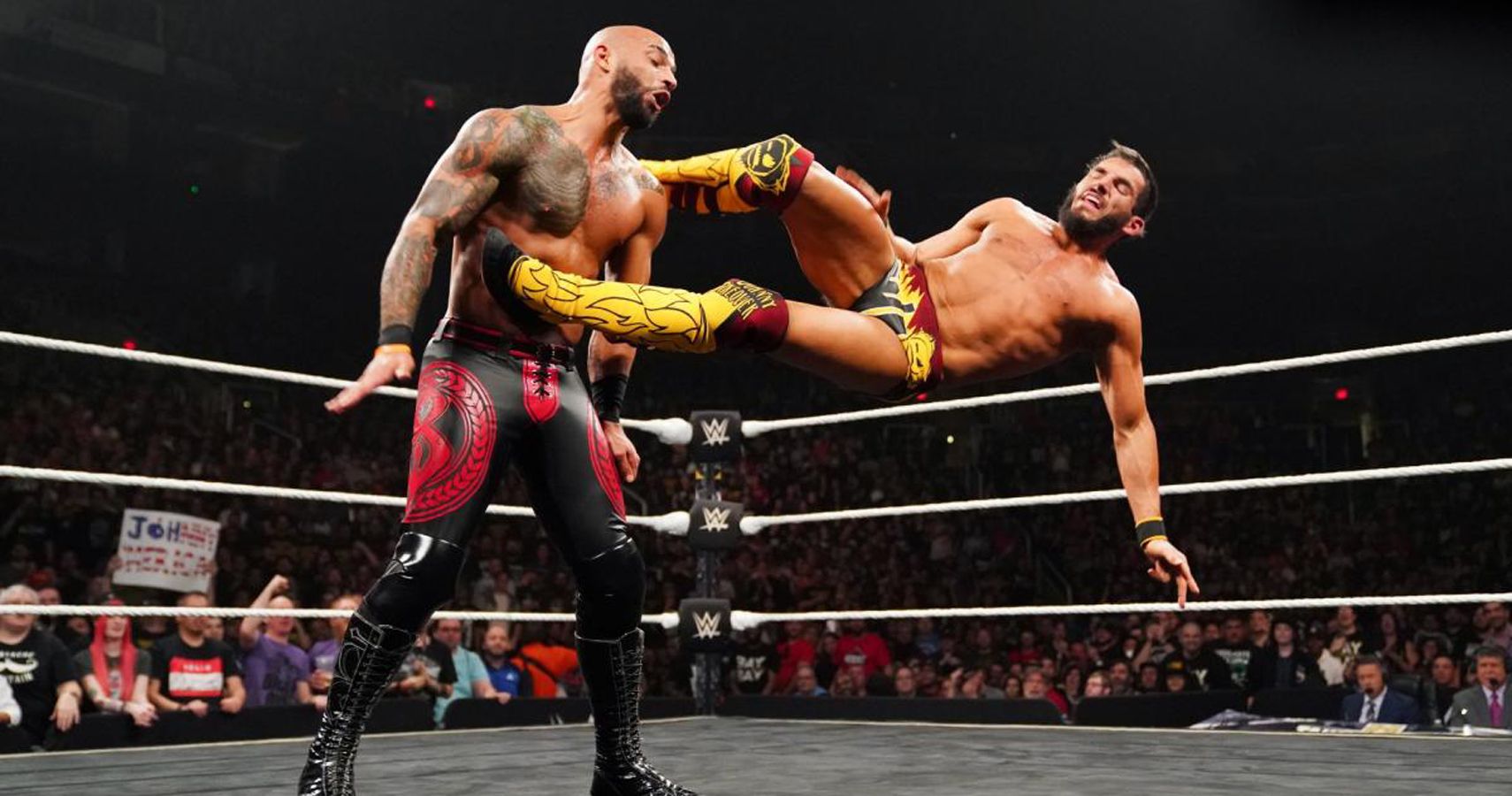 Johnny Gargano vs. Ricochet (NXT Takeover: Phoenix)