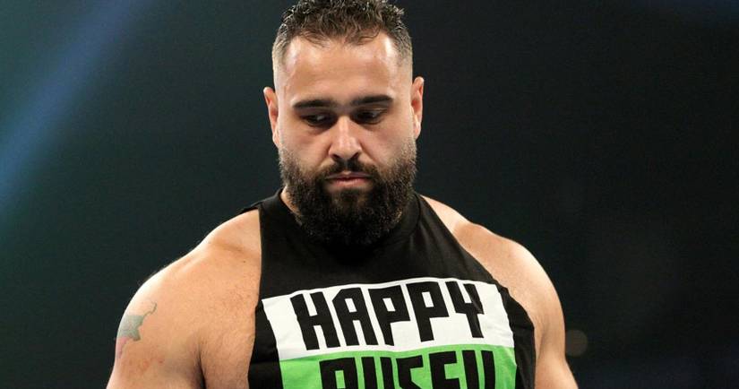 10 WWE Superstars That Still Need To Win The World Heavyweight Championship