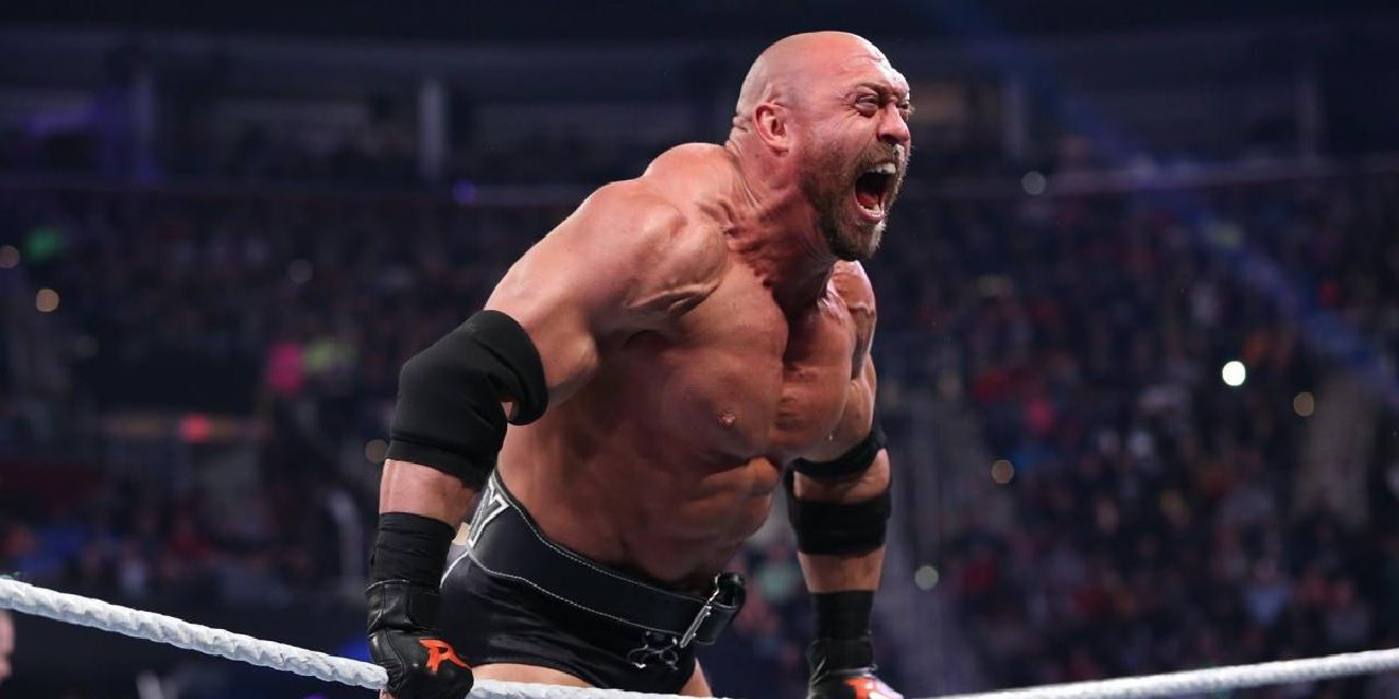 10 WWE Stars Who Might Show Up At AEW's First TV Episode, Ranked By How Likely They Are