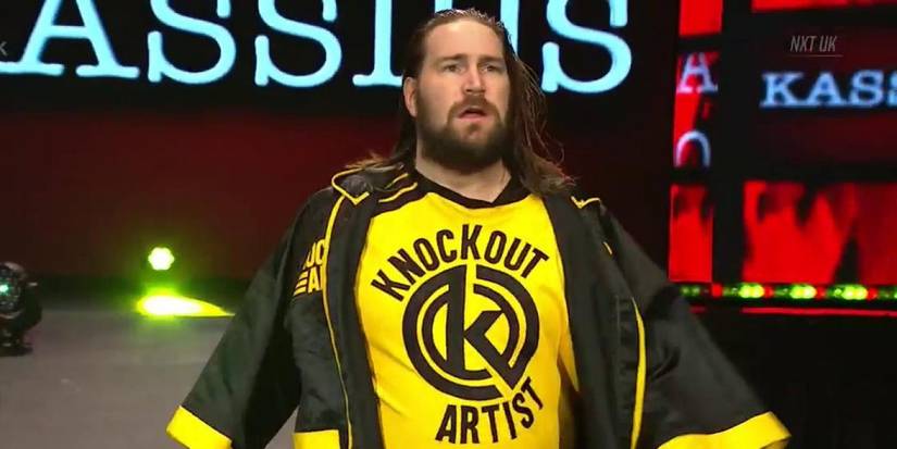 Kassius Ohno makes his entrance 