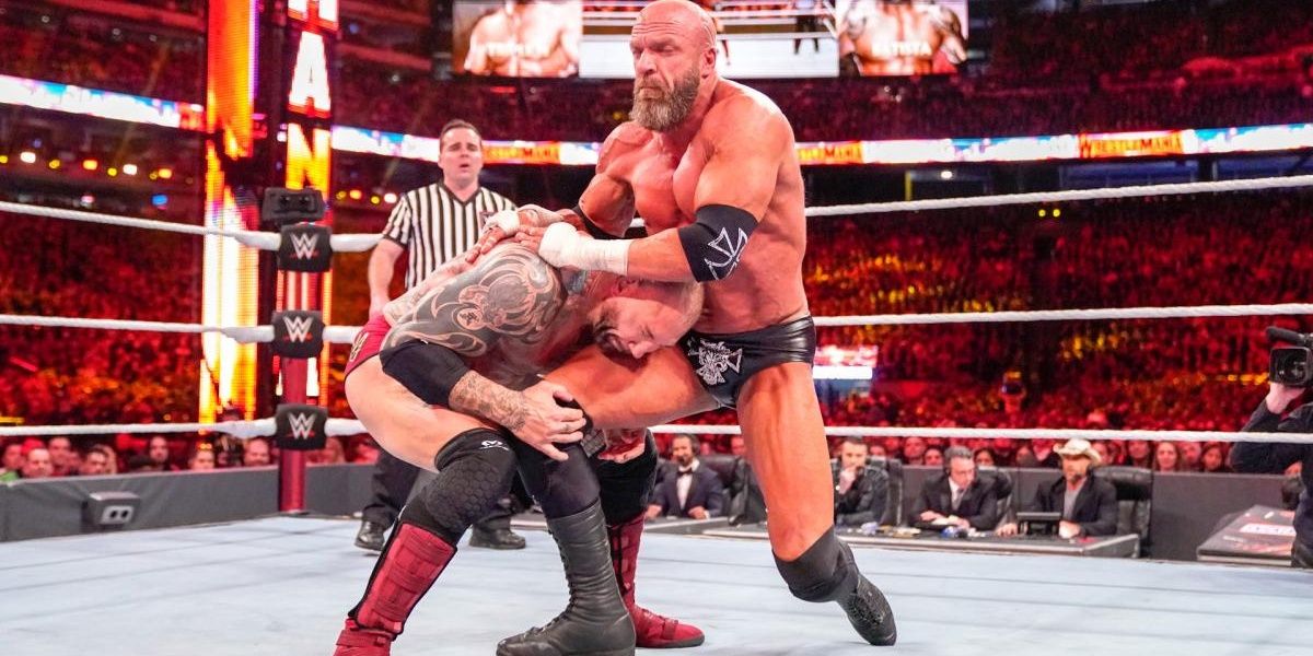 Трипл флейм бой. Hogan vs batista. трипл фламей бой. трипл джи флейм бой. мистер трипли икс.
