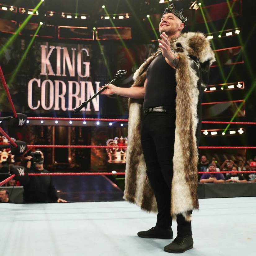 10 Best Wrestlers to Use the Choke Slam, Ranked