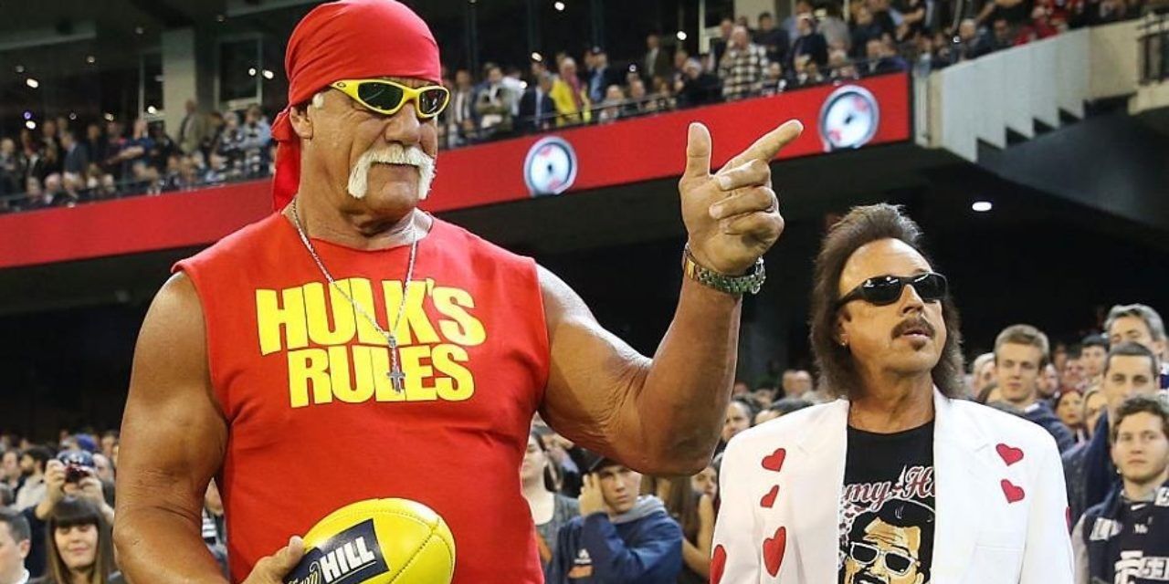 Jimmy Hart (right) accompanying Hulk Hogan