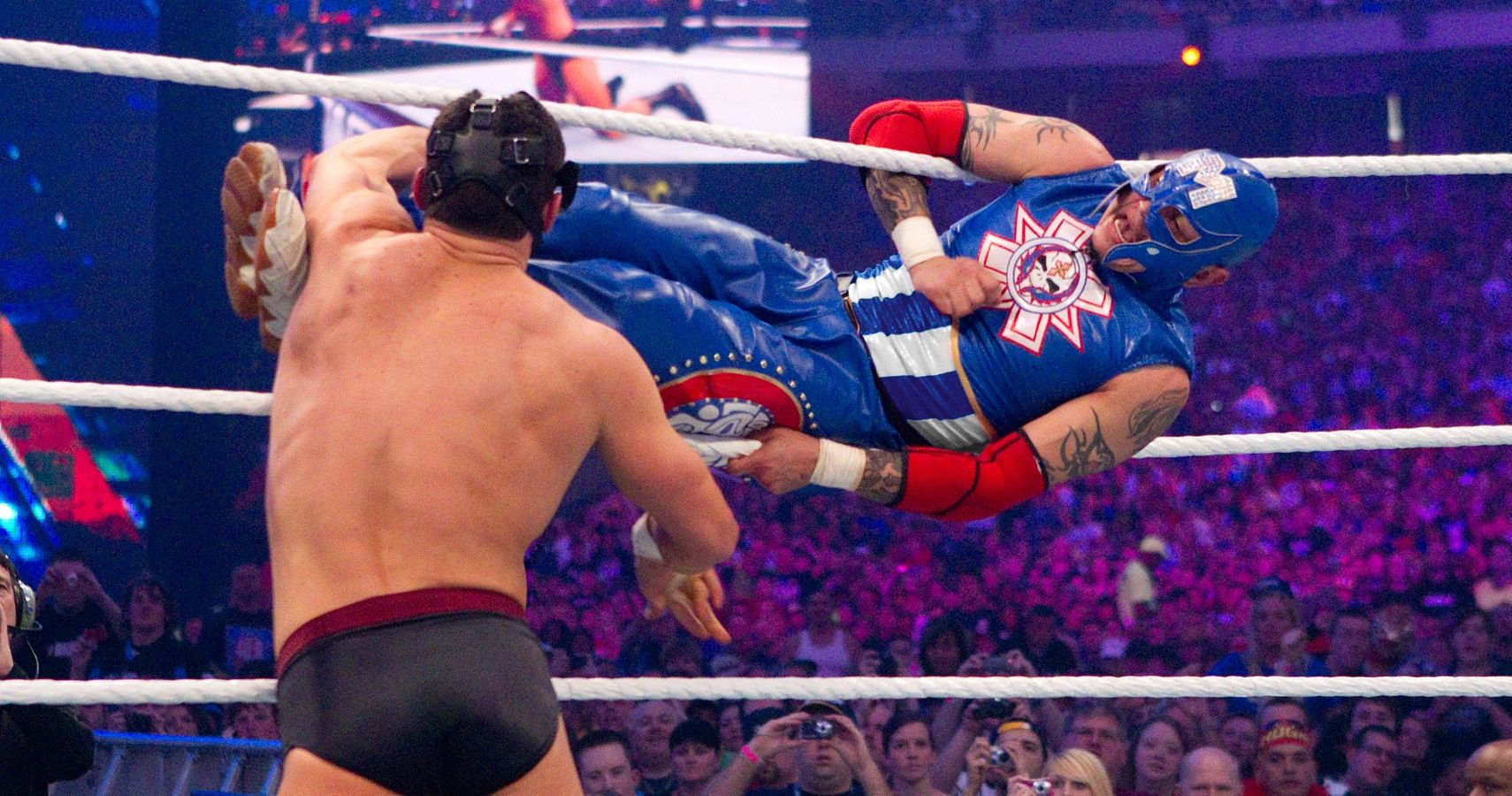 HORLOGE PENDULE Balancier REY MYSTERIO CATCH WWE 