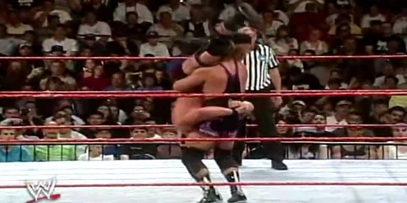 10 Times Great Wrestlers Botched In The Ring