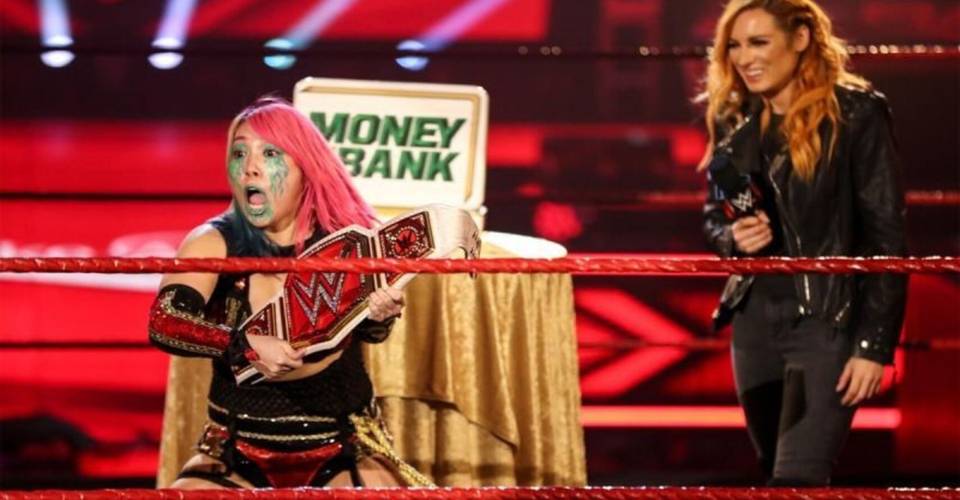 Asuka Sets Incredible WWE Record After Capturing Raw Women's ...