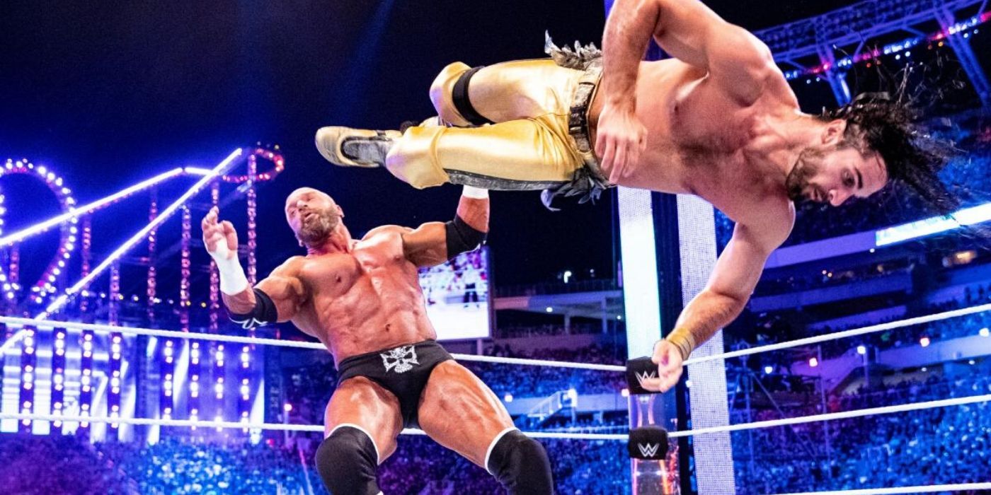 Seth Rollins v Triple H 