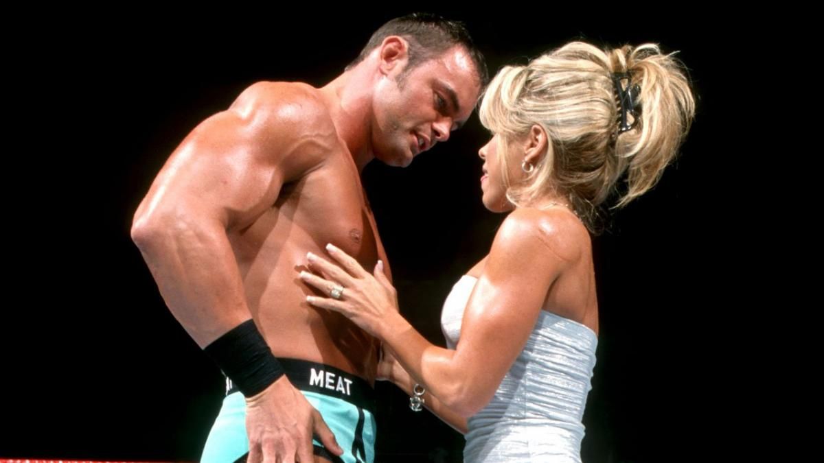 Steamy moment between Meat and Terri Runnels