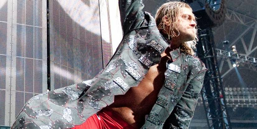 5 Ways Edge Was Better In His First Run (& 5 Ways He Is Better Now)