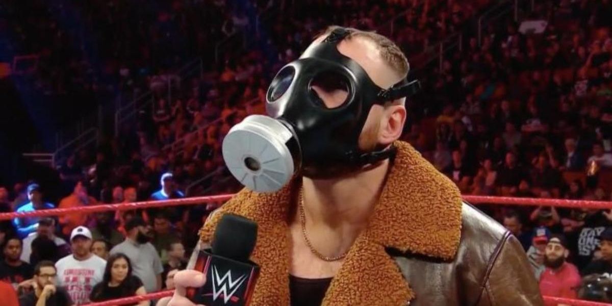 Dean Ambrose Gas mask