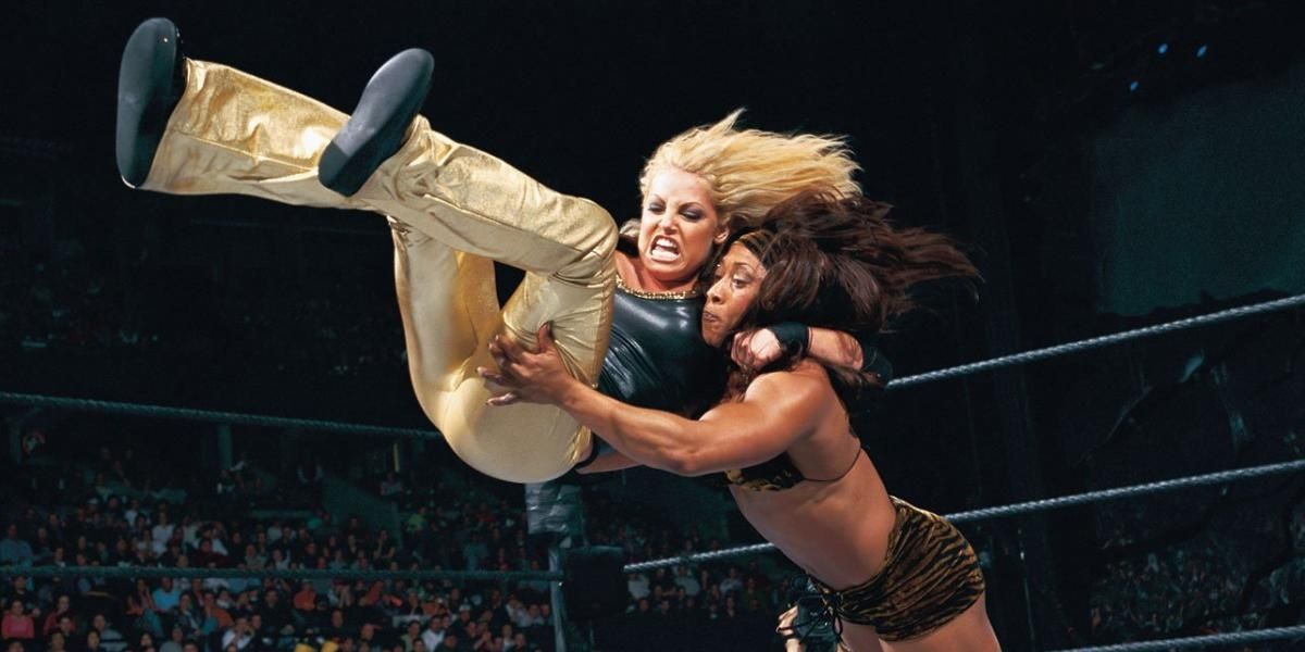 Every Year Of Trish Stratus' Career, Ranked