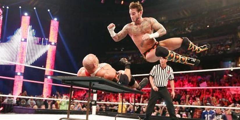 10 Awesome Top Rope Moves (That Weren't Finishers)