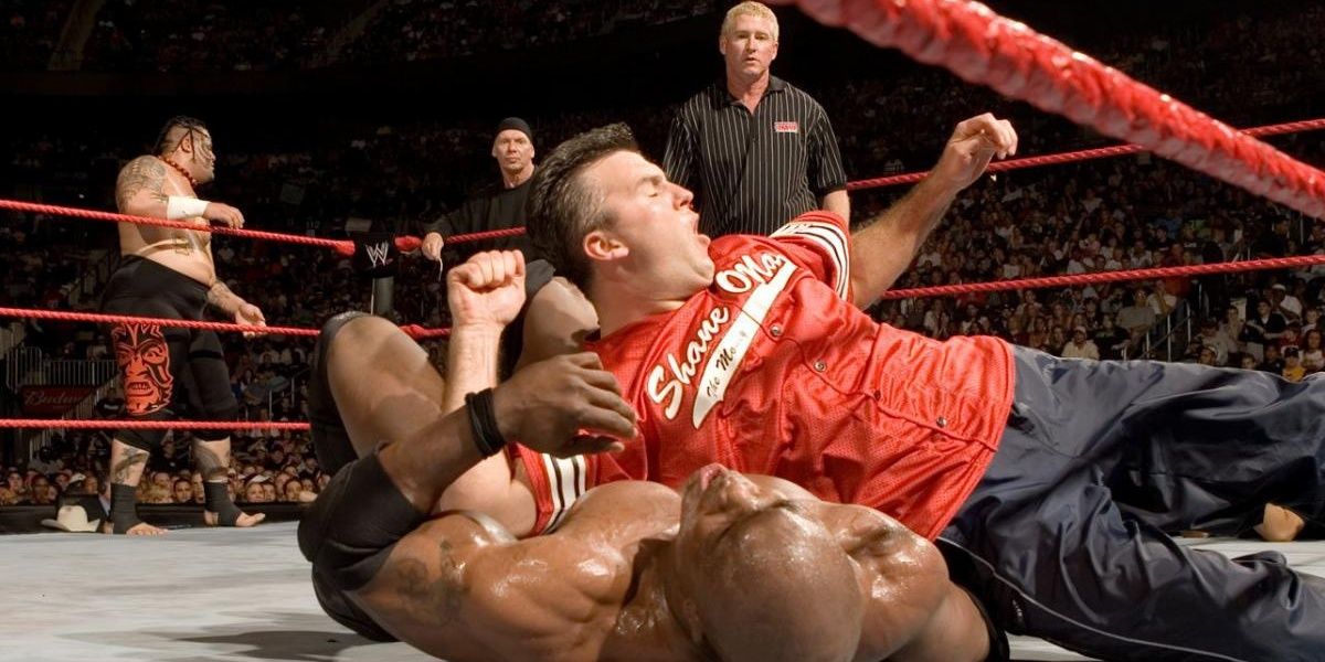 10 Wrestlers We Can't Believe Lost To Vince McMahon