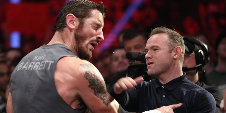 Wayne-Rooney-on-Raw-slapping-Wade-Barret