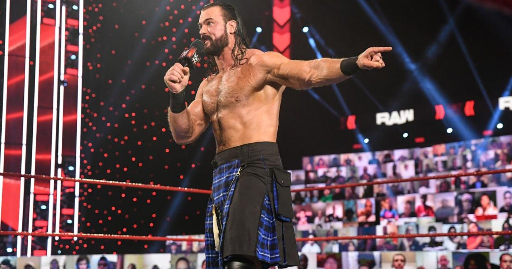 10 Wrestlers With A Soccer Background