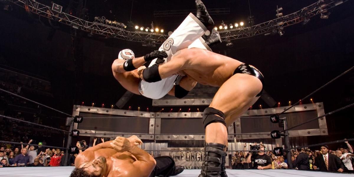 Great Khali vs Batista vs Rey Mysterio powerbomb Unforgiven 2007