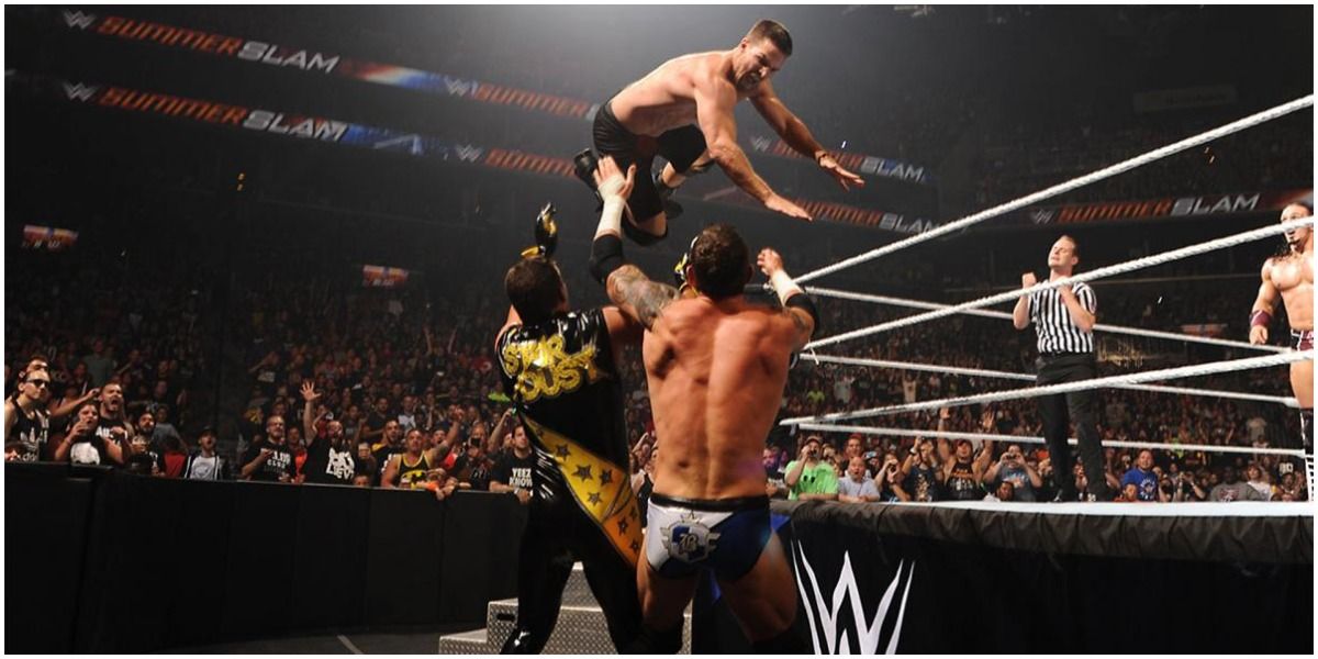 Stephen Amell competes at WWE SummerSlam