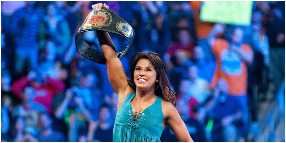 10 WWE Women's Champions, Ranked By InRing Skills