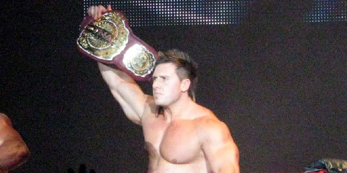 Rob Terry holds up Global title.