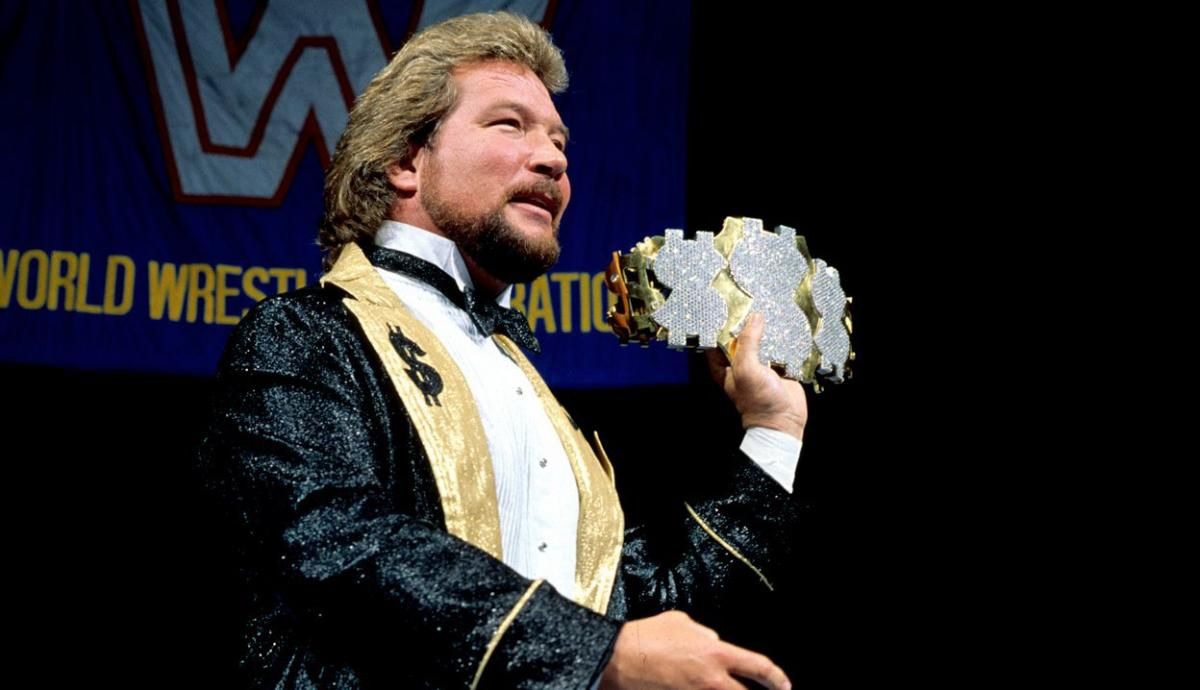 wwe hall of famer Ted Dibiase with the million dollar championship in WWF