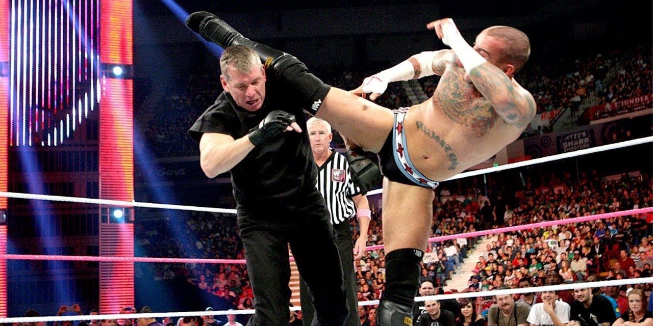 CM Punk vs Vince McMahon