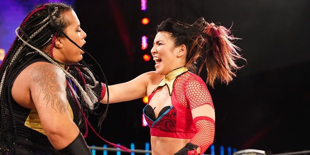 Hikaru Shida and Nyla Rose brawling Cropped