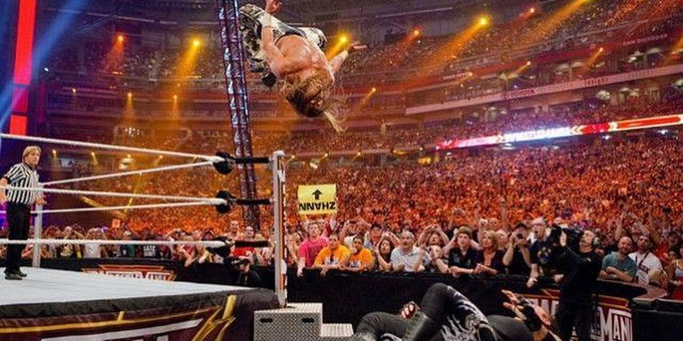 Shawn MIchaels Moonsalt On Undertaker WrestleMania XXVI