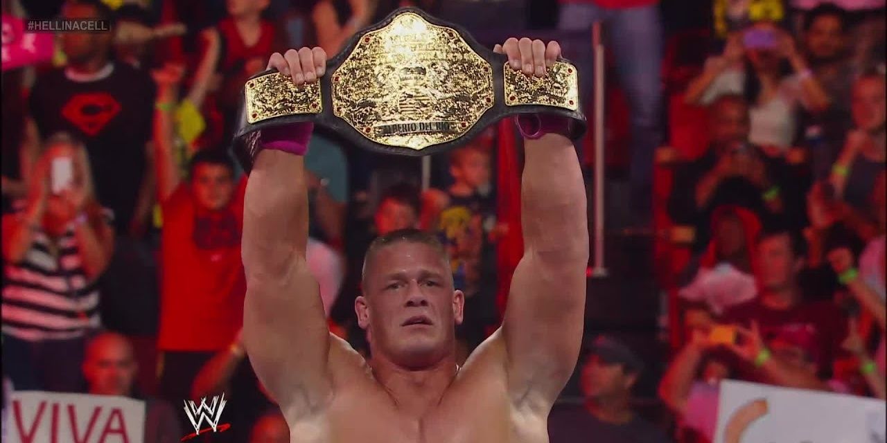John Cena becomes new World Heavyweight Champion at Hell in a Cell 2013