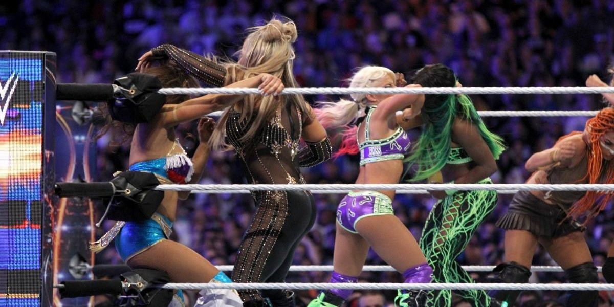 Alexa Bliss v Naomi v Natalya v Becky Lynch v Carmella v Mickie James WrestleMania 33 Cropped