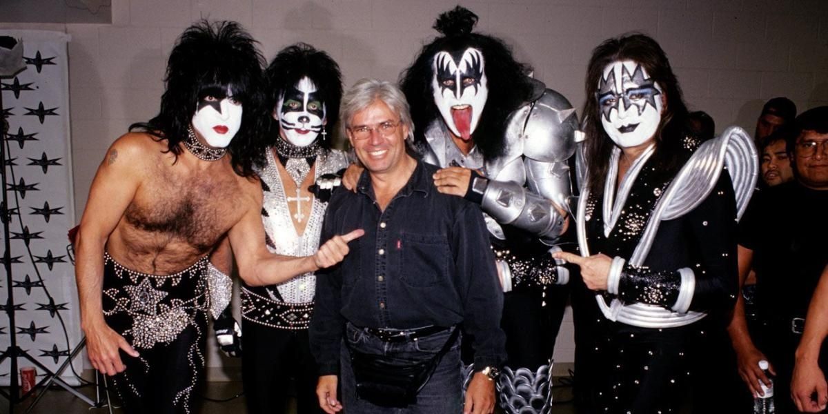 WCW: 10 Dumb Decisions That Prove How Eric Bischoff Was A Bad Businessman