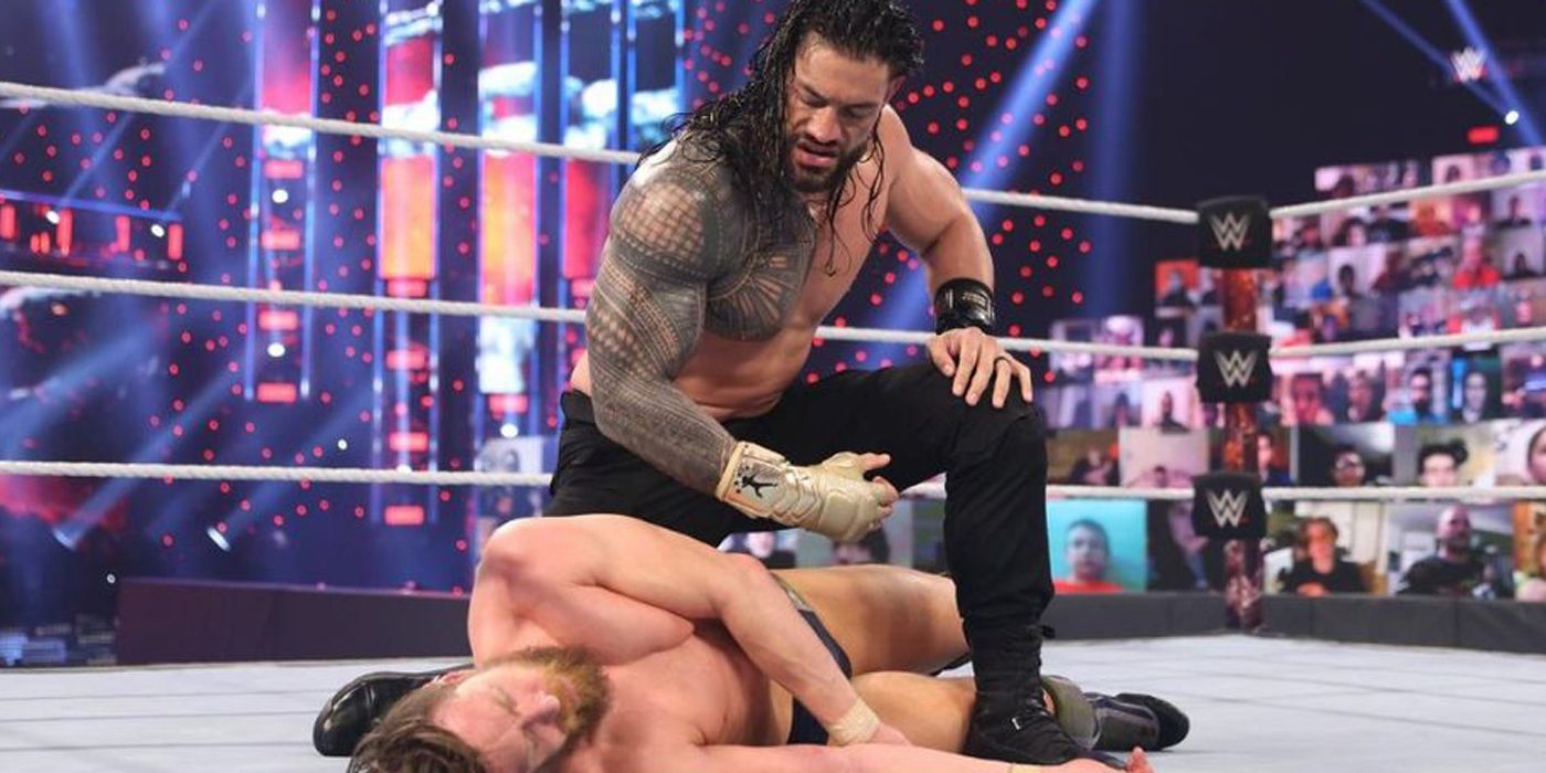 Roman Reigns vs Daniel Bryan at WWE Elimination Chamber 2021.