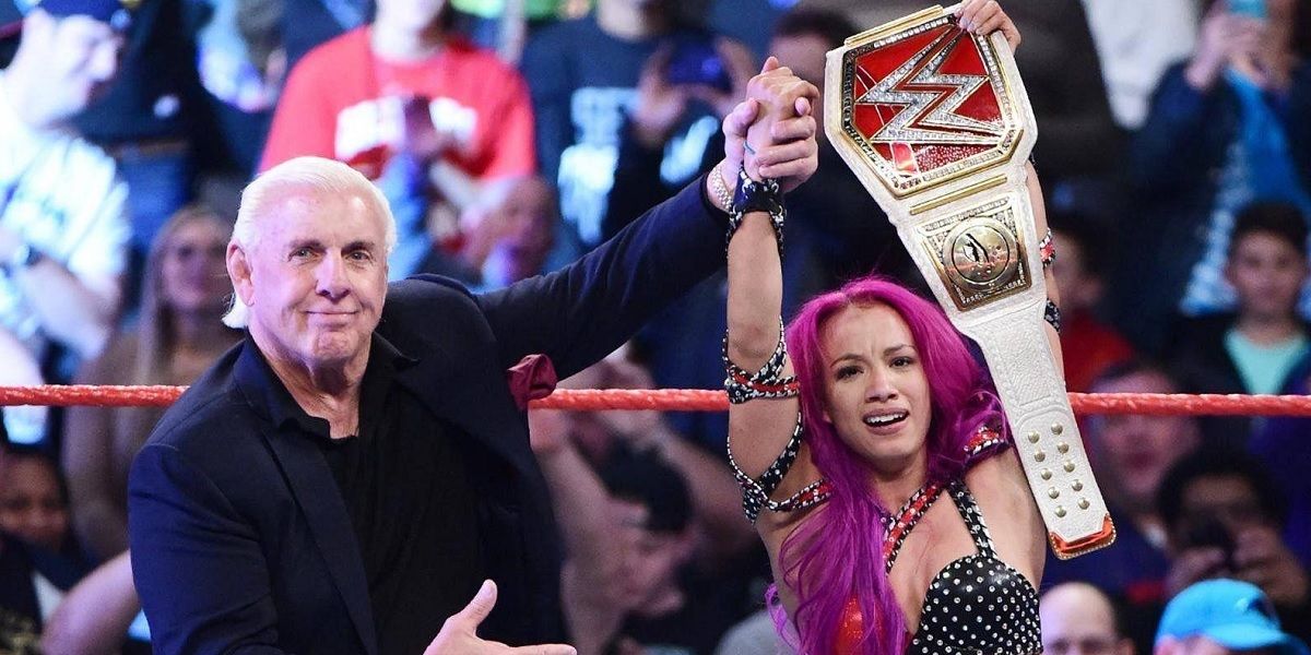 Charlotte Flair Vs Sasha Banks: 9 Things Most Fans Don't Realize About ...