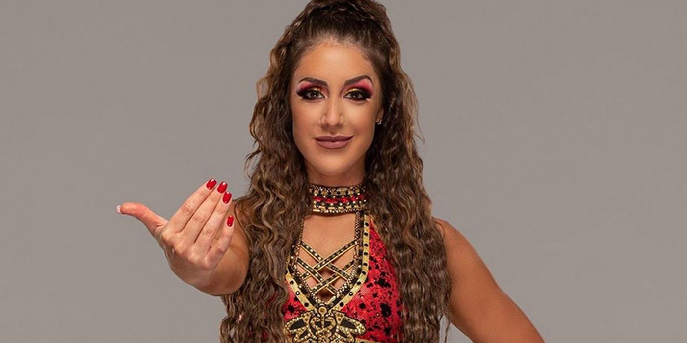 10 Wrestling Heels That Are Too Good To Hate